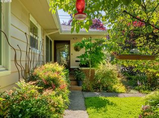 4153 SE Lexington St, Portland, OR 97202