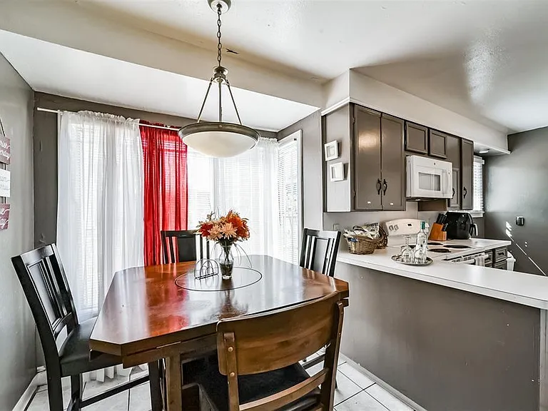 3423 Ozark St — Photo 43