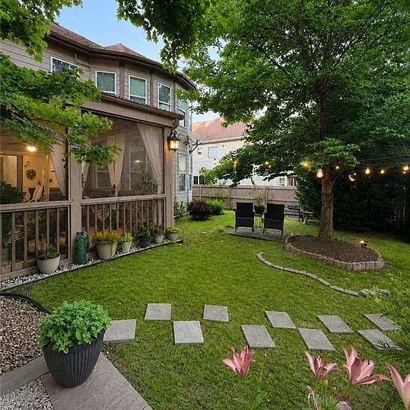 1325 Little Hampton Dr — Photo 28