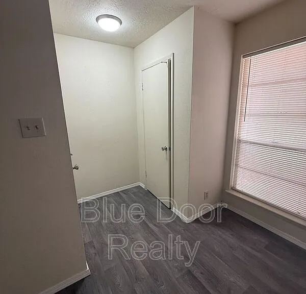 4601 Carlisle Blvd NE #H1 — Photo 9