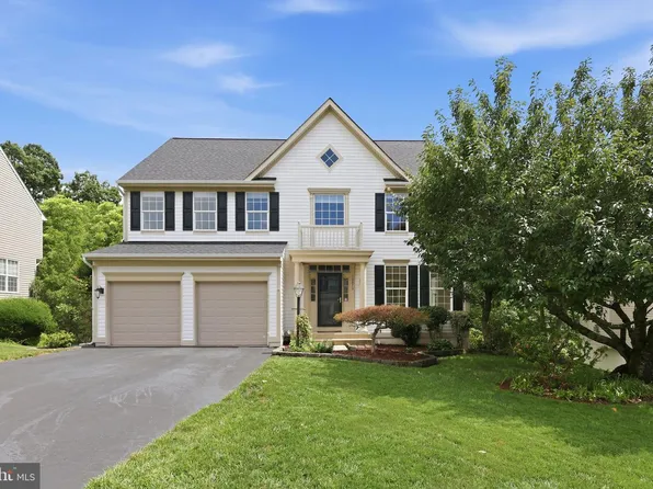 10873 Peachwood Dr, Manassas, VA 20110