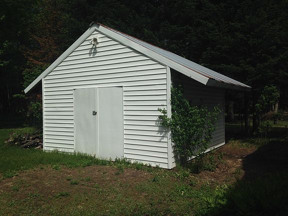 2nd image of 106 Deer Run