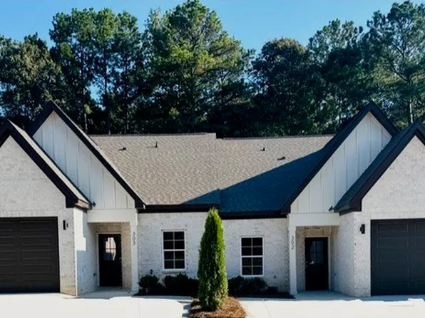 1100 Arcadia Ave #103, Auburn, AL 36830