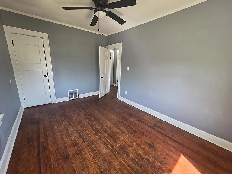 3701 Indiana Ave — Photo 13