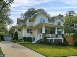 3818 26th St N, Arlington, VA 22207