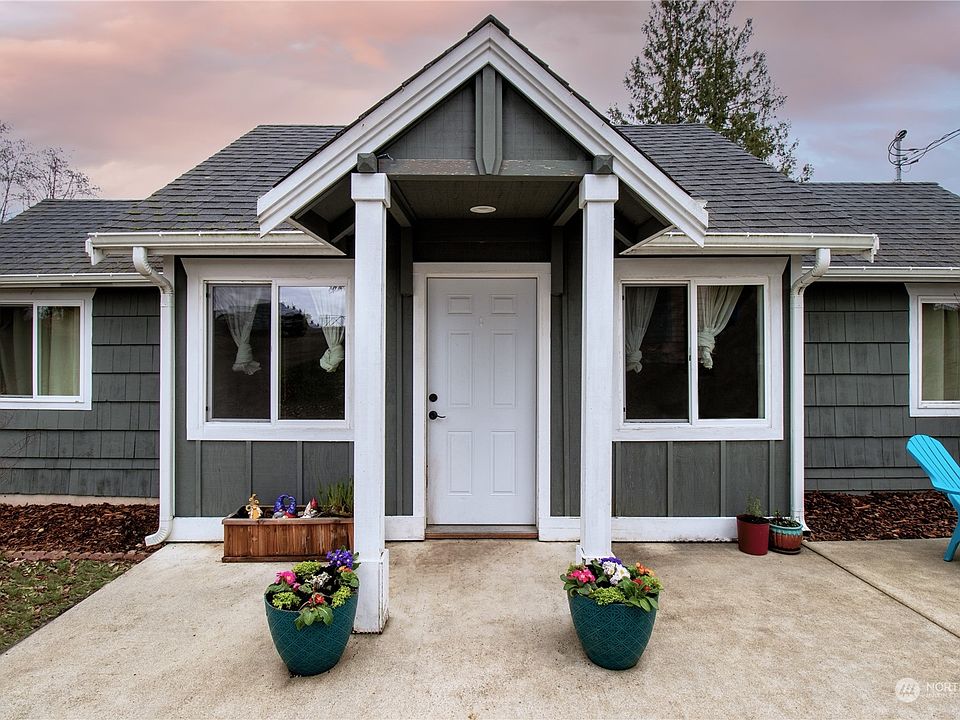 1st image of 6817 Vickery Avenue E