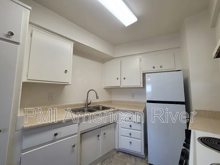 6124 Terrell Dr #3 — Photo 4