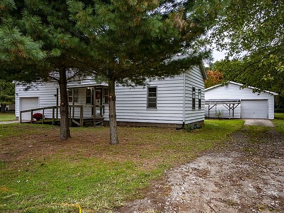 2nd image of 26575 Parkview Ave