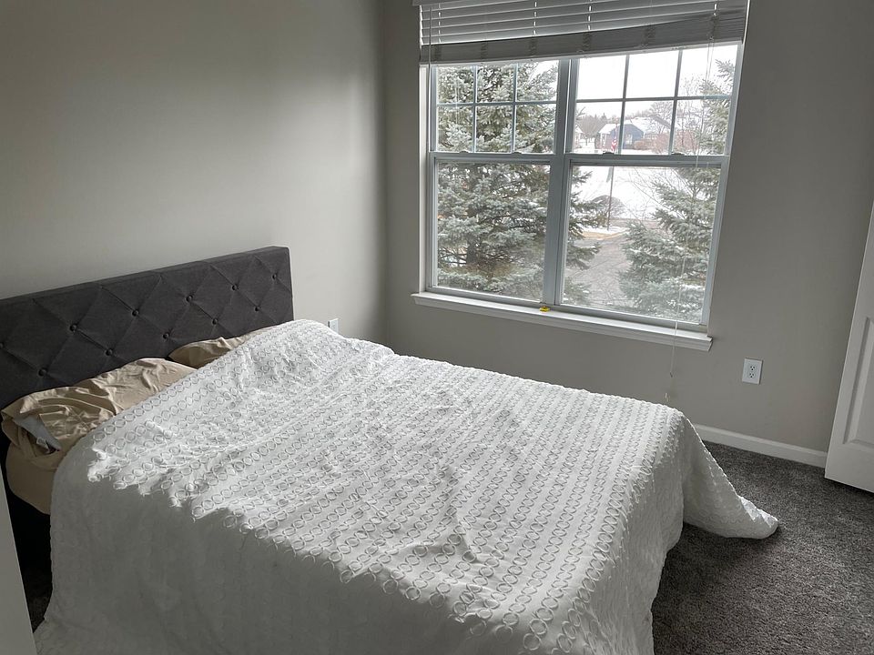 1st image of 1135 Cresthaven Ln #205