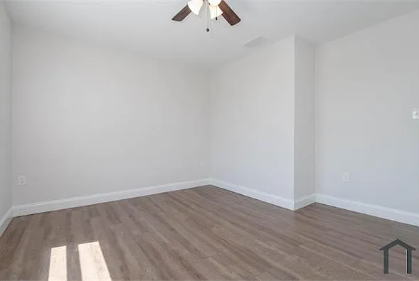 806 Benninghaus Rd — Photo 15