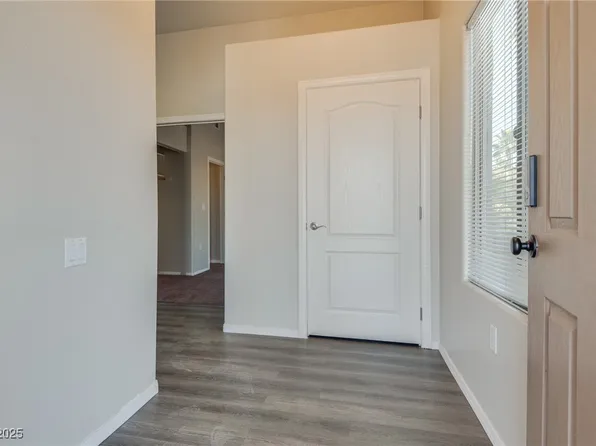 8805 Jeffreys St Unit 1115, Paradise Town, NV 89123
