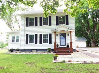 24553 Jade Rd, Maryville, MO 64468