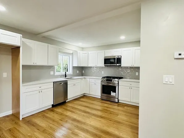 148 Menlo St, Brockton, MA 02301