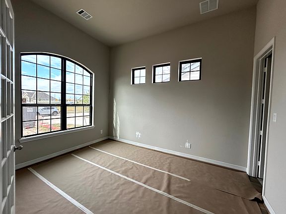 Construction progress - study with closet