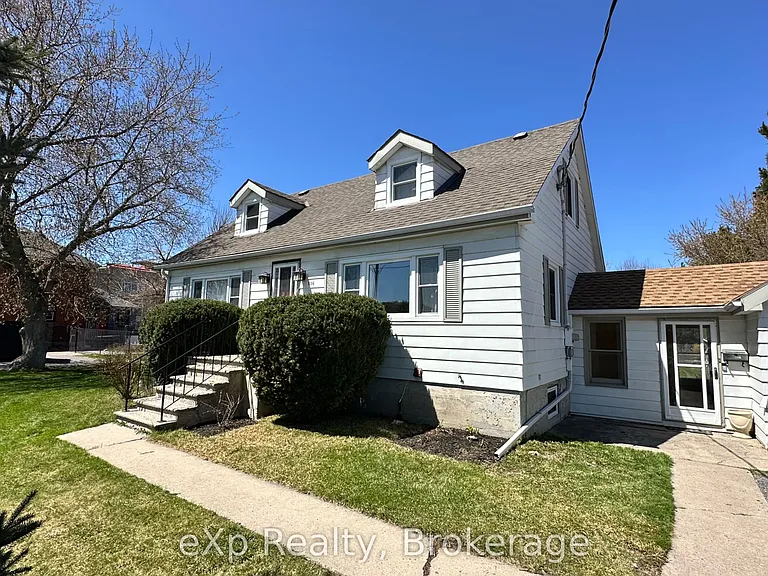 536 Dundas St E #LOWER — Photo 2