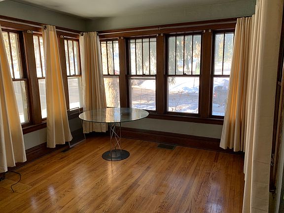 4th image of 1343 Grand Ave
