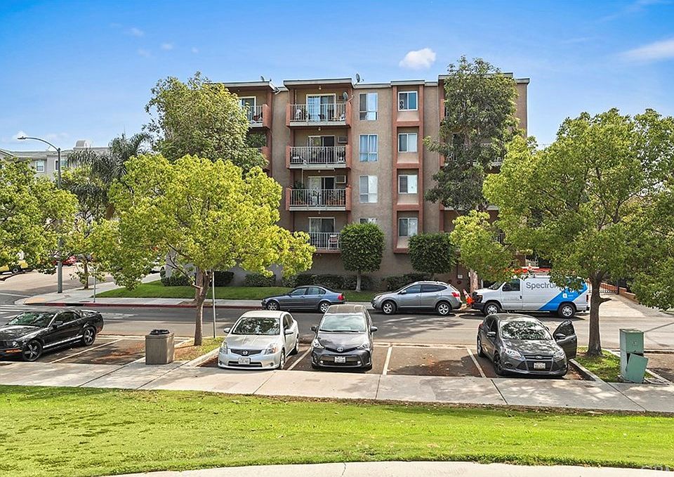 1st image of 460 Golden Ave Unit 427