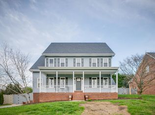 1262 Morning Dove Dr, Kingsport, TN 37663