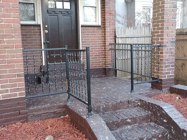 Field St — Photo 122