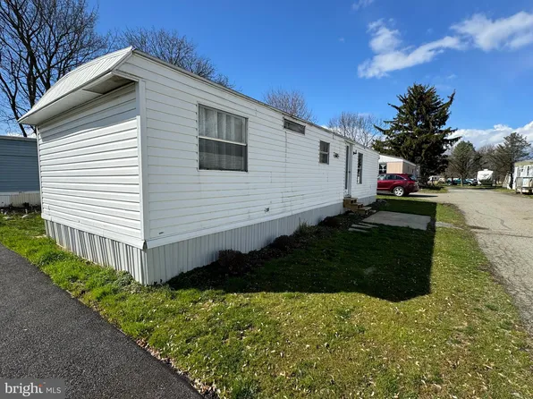 18 Jubilee Park, Peach Bottom, PA 17563