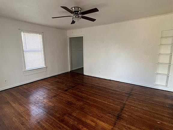 3rd image of 3110 Bickley St