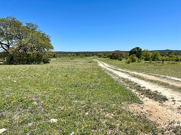 3rd image of 278/- Acres Kendall County Fraisher Creek Rnch #0