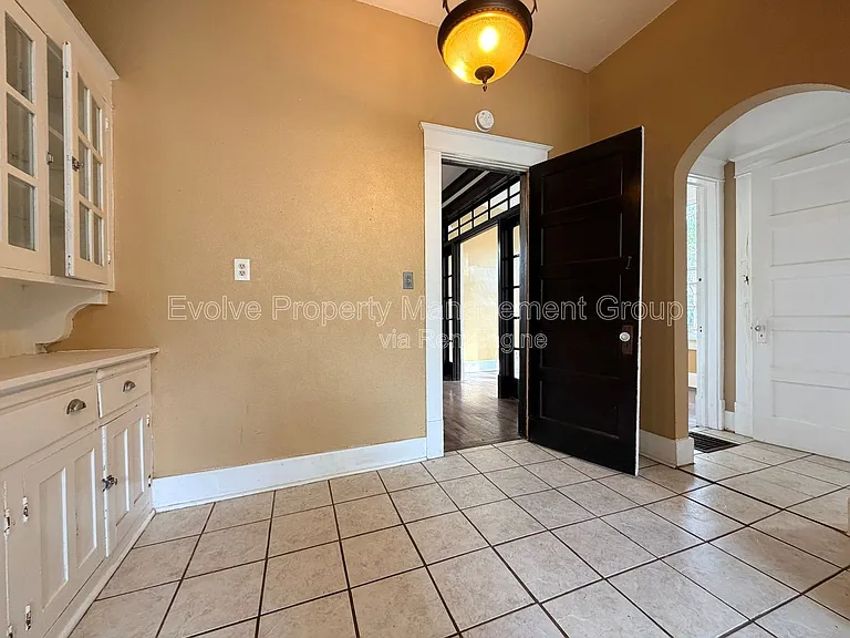 1283 Harbert Ave — Photo 8