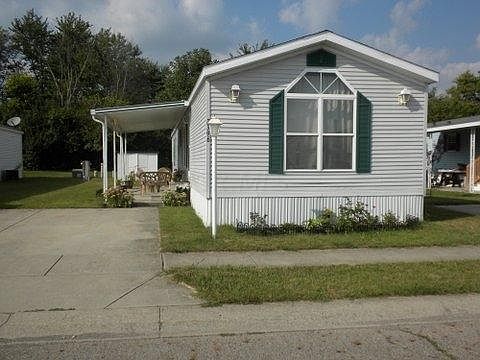 3rd image of 2396 Bohnburg Ave