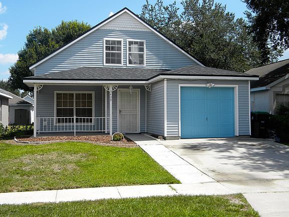 2nd image of 5429 Regal Oak Cir