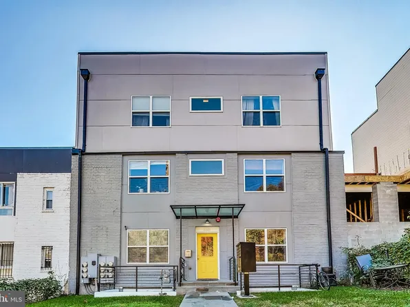 2221 M St NE Unit 202, Washington, DC 20002
