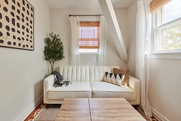 Rented by Boulevard Real Properties LLC | media 12