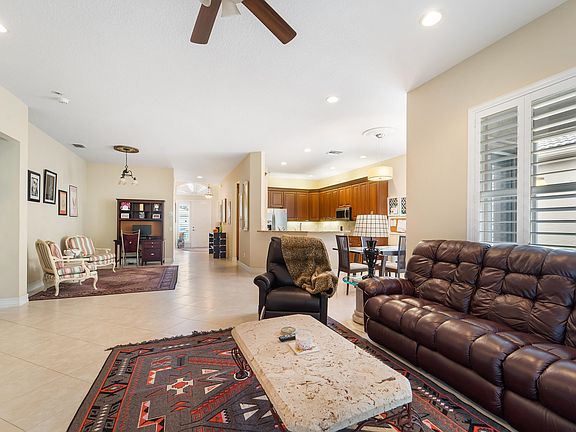 3rd image of 10582 Conway Trail