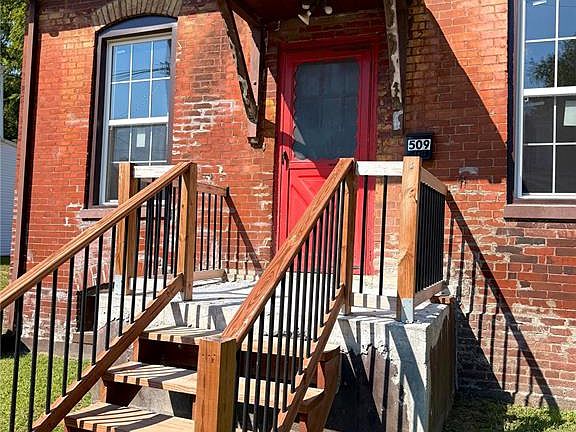 2nd image of 509 N Jackson St