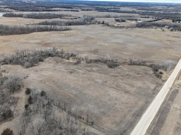 X 70th NE, New London, MN 56273