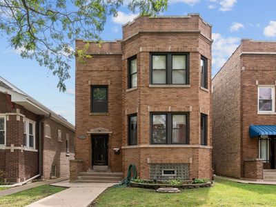 4109 W Oakdale Ave, Chicago, IL, 60641