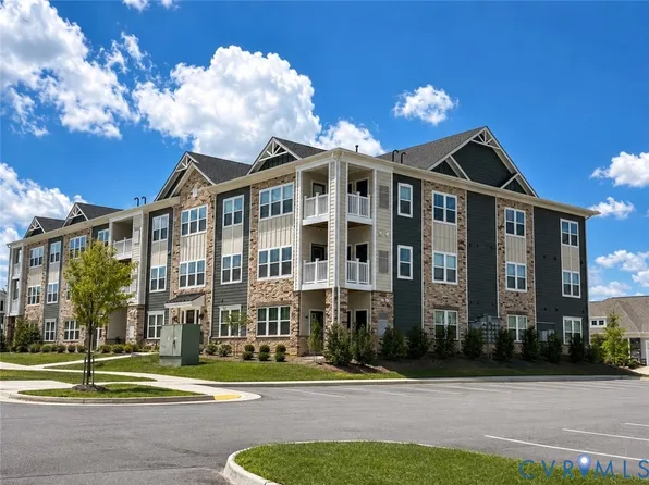 6725 Citory Way #302, Moseley, VA 23120
