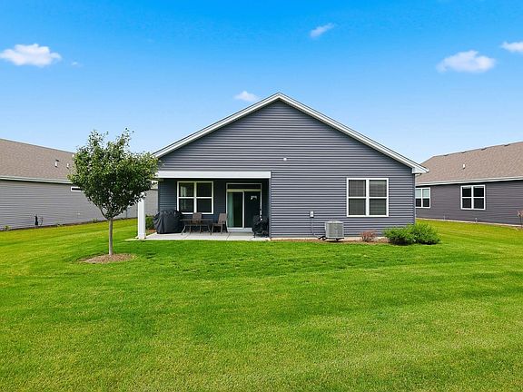 2nd image of 1155 Heritage Ct