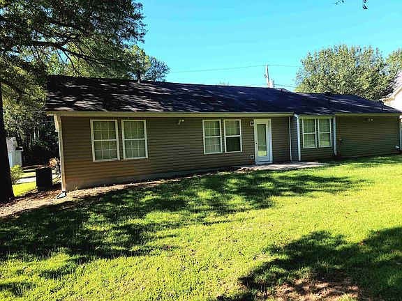 2nd image of 7025 Stoneridge Dr