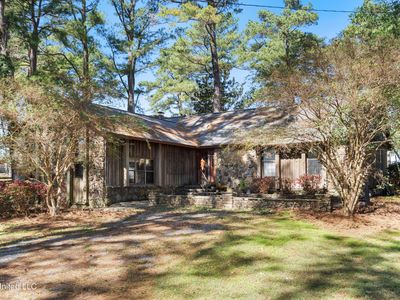 3297 Country Club Rd, Senatobia, MS, 38668