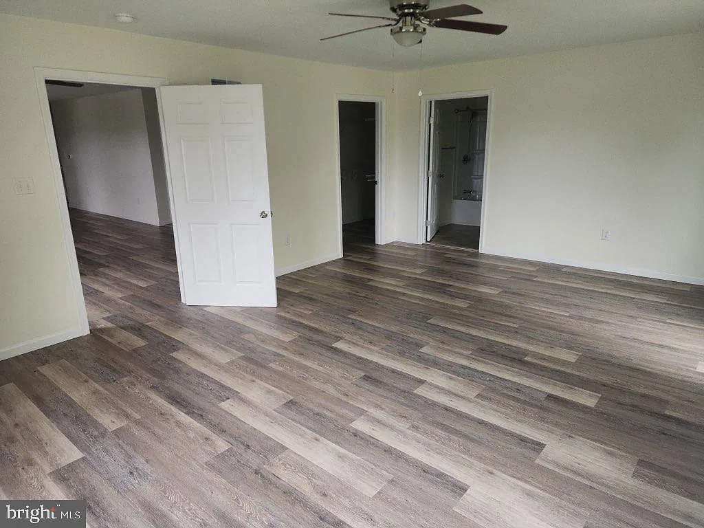 4 bed, 3.0 bath, $2,800 — Photo 2