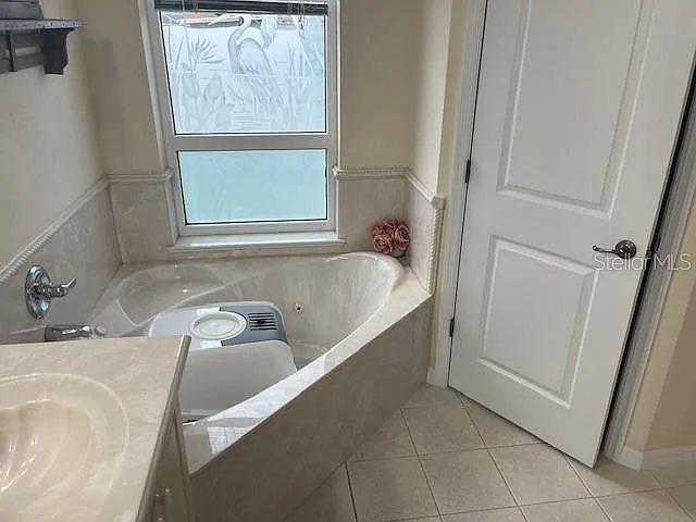 1907 S Daytona Ave — Photo 8