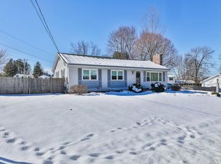 22 Sunrise Dr, Hudson, NH 03051