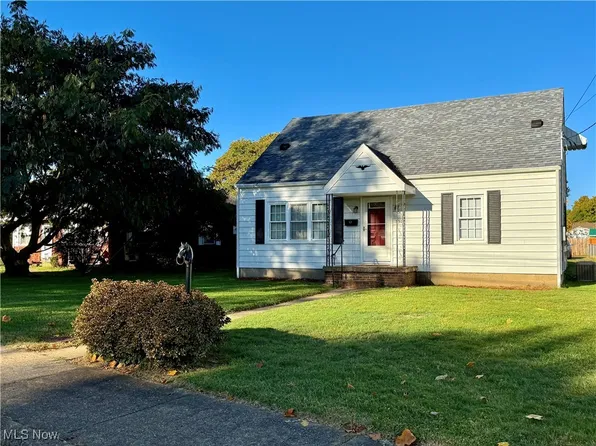 3307 Elm St, Parkersburg, WV 26104