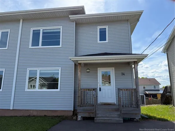 74 Edington St, Moncton, NB E1E 0G6