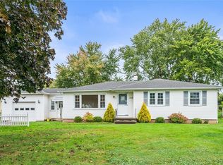 128 Straub Rd, Rochester, NY 14626