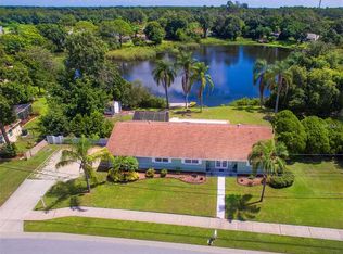 6921 Friendship Dr, Sarasota, FL 34241