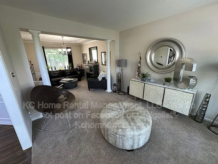 11429 W 142nd Ter — Photo 8