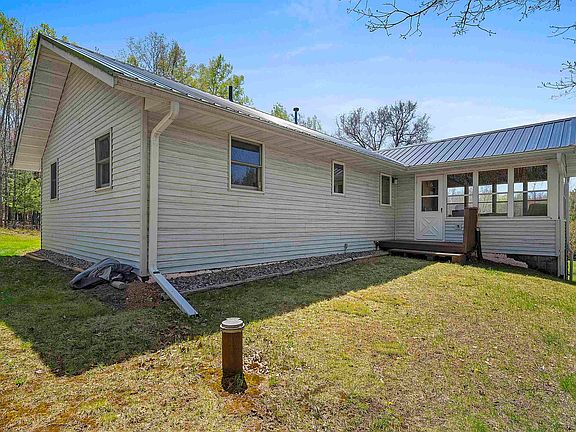 3rd image of N13898 Mathis Rd