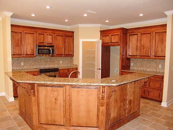 2nd image of 107 Rosemont Ct