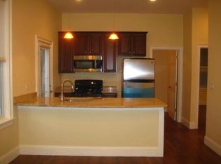 27 Saint Albans Rd #1H, Boston, MA 02115